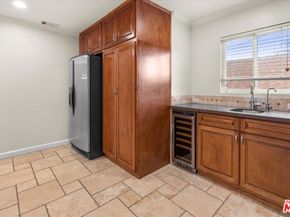 720 N La Fayette Park Place, Los Angeles CA 90026