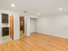 720 N La Fayette Park Place, Los Angeles CA 90026