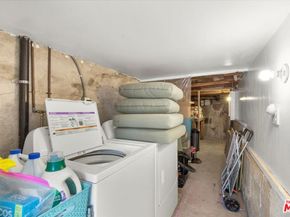 720 N La Fayette Park Place, Los Angeles CA 90026