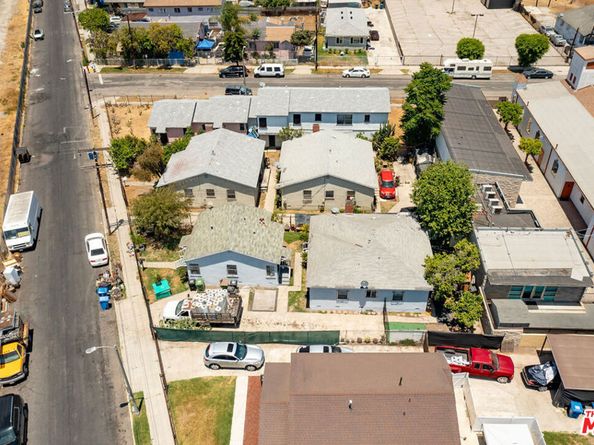 11012 Willowbrook Avenue, Los Angeles CA 90059