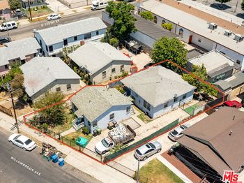 11012 Willowbrook Avenue