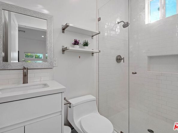 1155 S Rimpau Boulevard, Los Angeles CA 90019