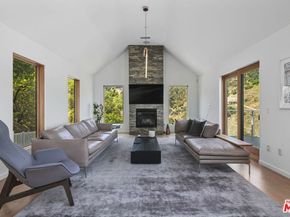 10110 Cielo Drive, Beverly Hills CA 90210