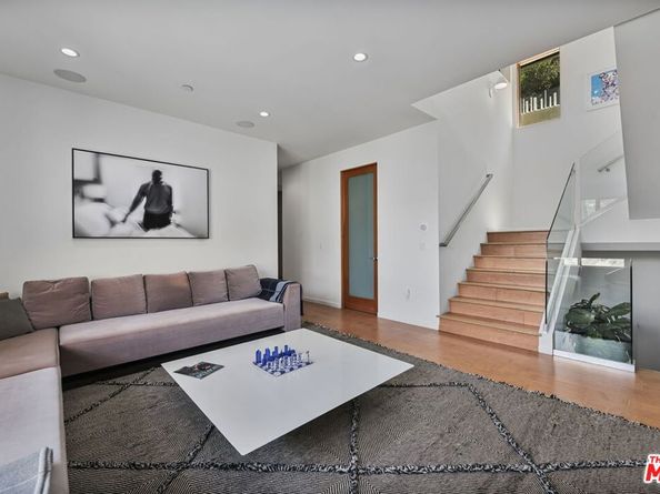 10110 Cielo Drive, Beverly Hills CA 90210