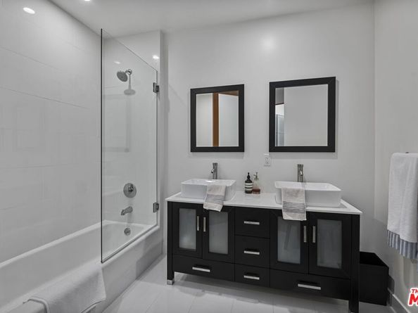 10110 Cielo Drive, Beverly Hills CA 90210