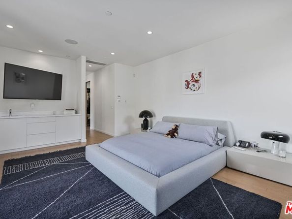 10110 Cielo Drive, Beverly Hills CA 90210