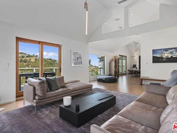 10110 Cielo Drive, Beverly Hills CA 90210