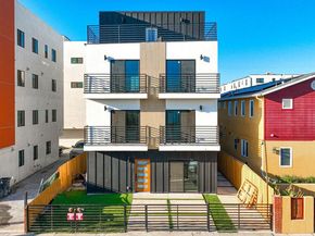 1359 W 35th Place, Los Angeles CA 90007