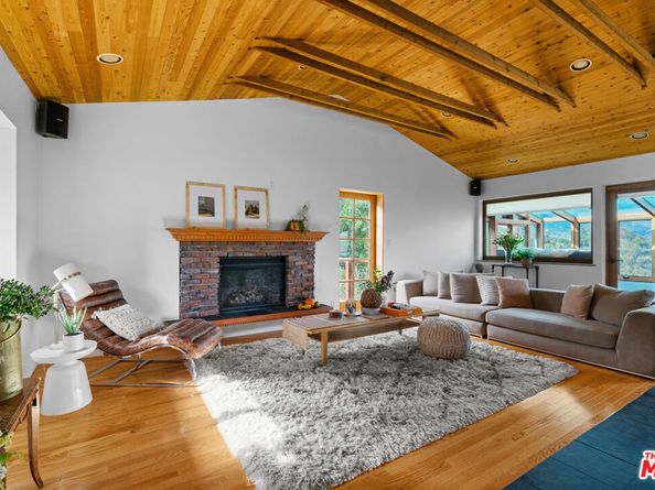 20006 Valley View Drive, Topanga CA 90290