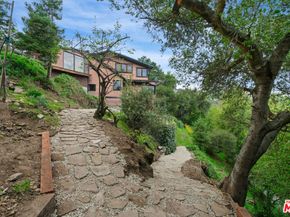 20006 Valley View Drive, Topanga CA 90290