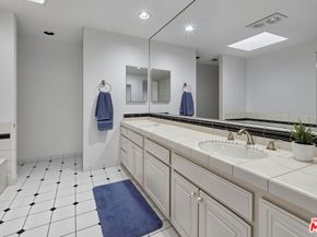 1121 Princeton Street 5, Santa Monica CA 90403