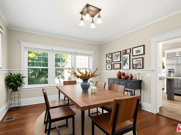 921 W 30th Street, Los Angeles CA 90007