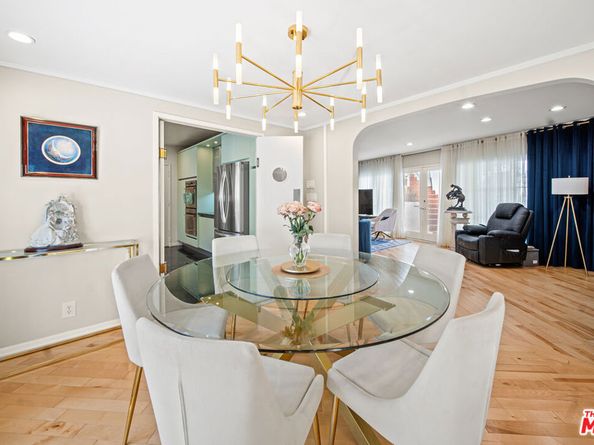 2519 Hutton Drive, Beverly Hills CA 90210