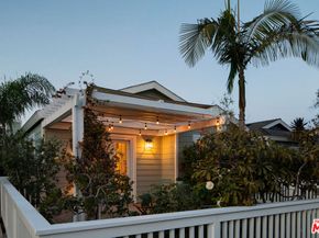 215 Portland Avenue, Huntington Beach CA 92648