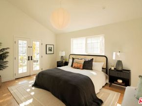 215 Portland Avenue, Huntington Beach CA 92648