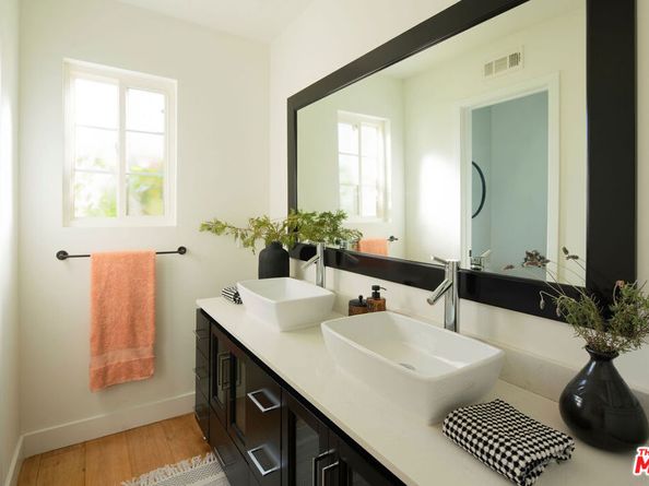 215 Portland Avenue, Huntington Beach CA 92648