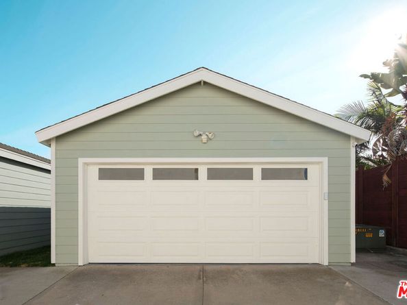 215 Portland Avenue, Huntington Beach CA 92648