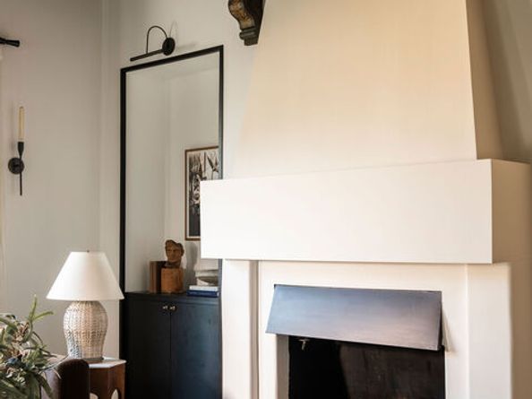 5308 Hillcrest Drive, Los Angeles CA 90043