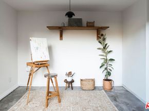 5308 Hillcrest Drive, Los Angeles CA 90043