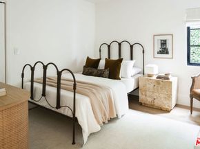 5308 Hillcrest Drive, Los Angeles CA 90043