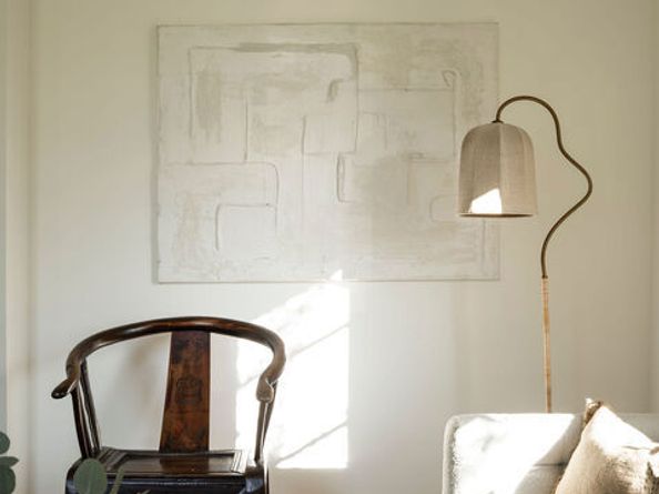 5308 Hillcrest Drive, Los Angeles CA 90043