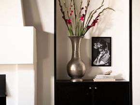 5308 Hillcrest Drive, Los Angeles CA 90043