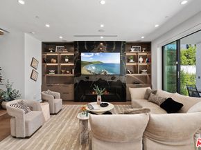 714 N La Jolla Avenue, Los Angeles CA 90046