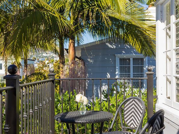 118 1/2 N Flores Street, Los Angeles CA 90048