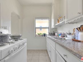 3008 Stocker Street, Los Angeles CA 90008