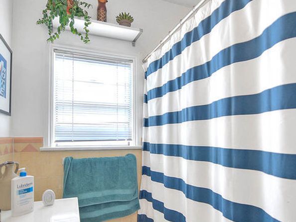 3008 Stocker Street, Los Angeles CA 90008