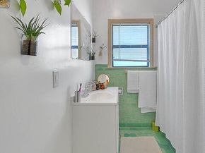 3008 Stocker Street, Los Angeles CA 90008