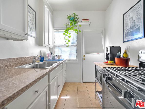 3008 Stocker Street, Los Angeles CA 90008