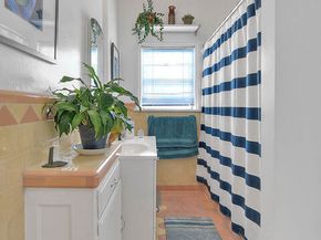 3008 Stocker Street, Los Angeles CA 90008