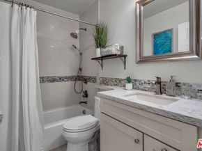1541 Princeton Street 1, Santa Monica CA 90404