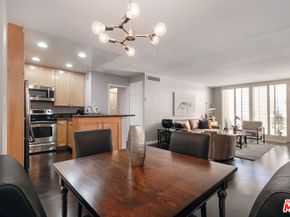 11750 W Sunset Boulevard 304, Los Angeles CA 90049