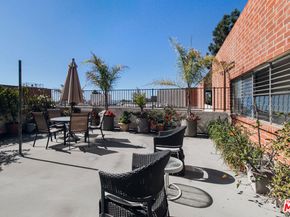 11750 W Sunset Boulevard 304, Los Angeles CA 90049