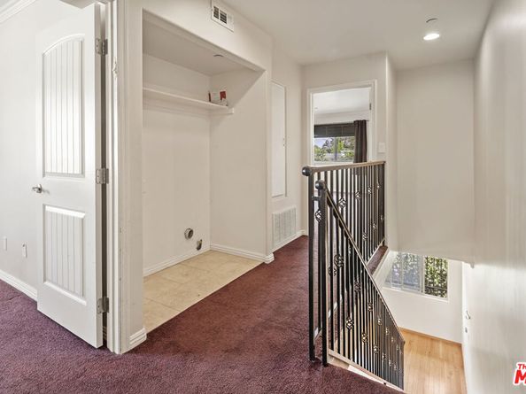 822 N Mccadden Place, Los Angeles CA 90038
