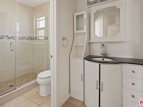 822 N Mccadden Place, Los Angeles CA 90038