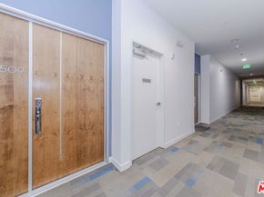 105 S Mariposa Avenue PH9, Los Angeles CA 90004