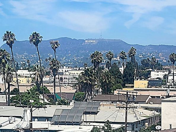 105 S Mariposa Avenue PH9, Los Angeles CA 90004