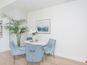 105 S Mariposa Avenue PH9, Los Angeles CA 90004