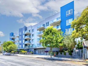 105 S Mariposa Avenue PH9, Los Angeles CA 90004