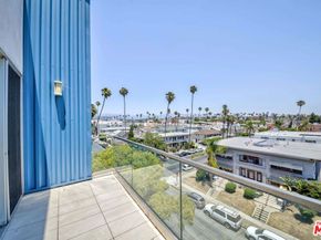 105 S Mariposa Avenue PH9, Los Angeles CA 90004