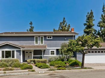 3127 Arrowhead Drive