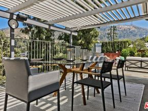 3127 Arrowhead Drive, Los Angeles CA 90068