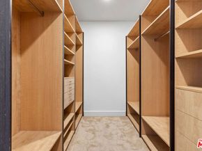 8788 Shoreham Drive 23, West Hollywood CA 90069