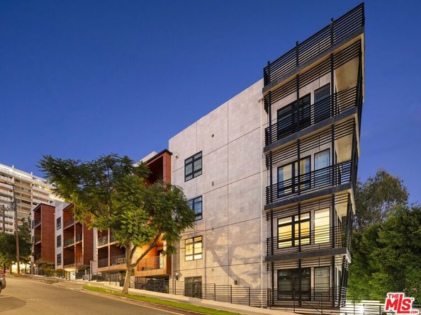 8788 Shoreham Drive 23, West Hollywood CA 90069
