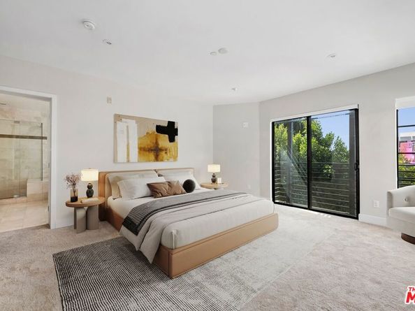 8788 Shoreham Drive 23, West Hollywood CA 90069