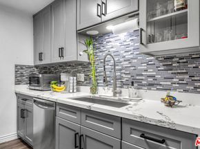 5460 White Oak Avenue D309, Encino CA 91316