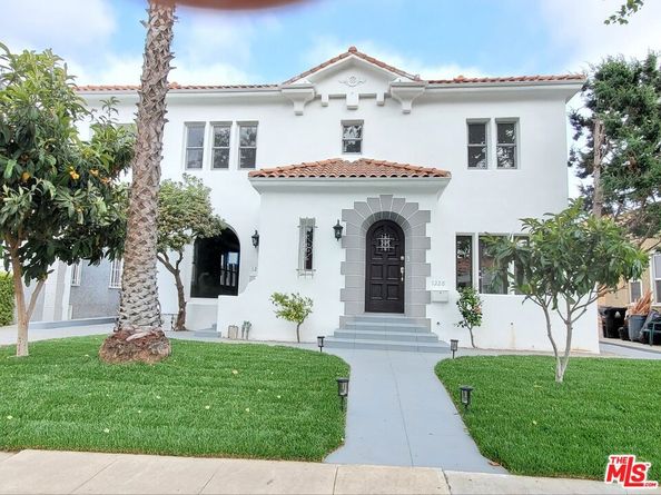 1226 Meadowbrook Avenue, Los Angeles CA 90019